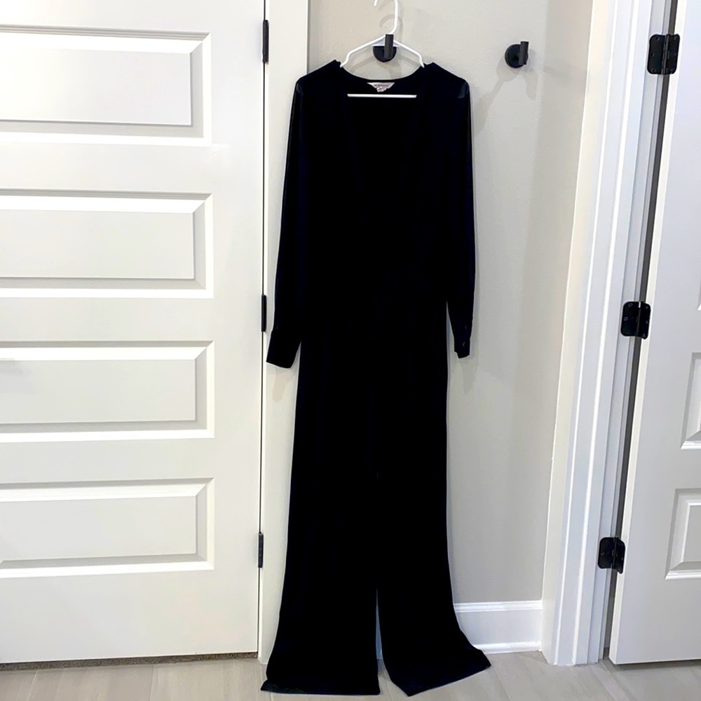 EUC Size L Large BCBG Generation One Piece Black Sheer Sleeve Romper Jumper